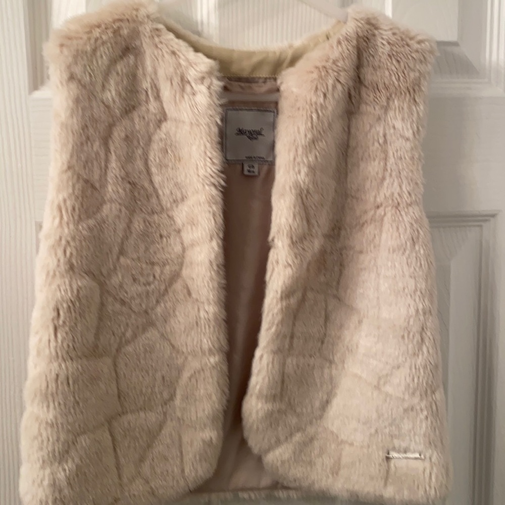 Mayoral faux fur vest